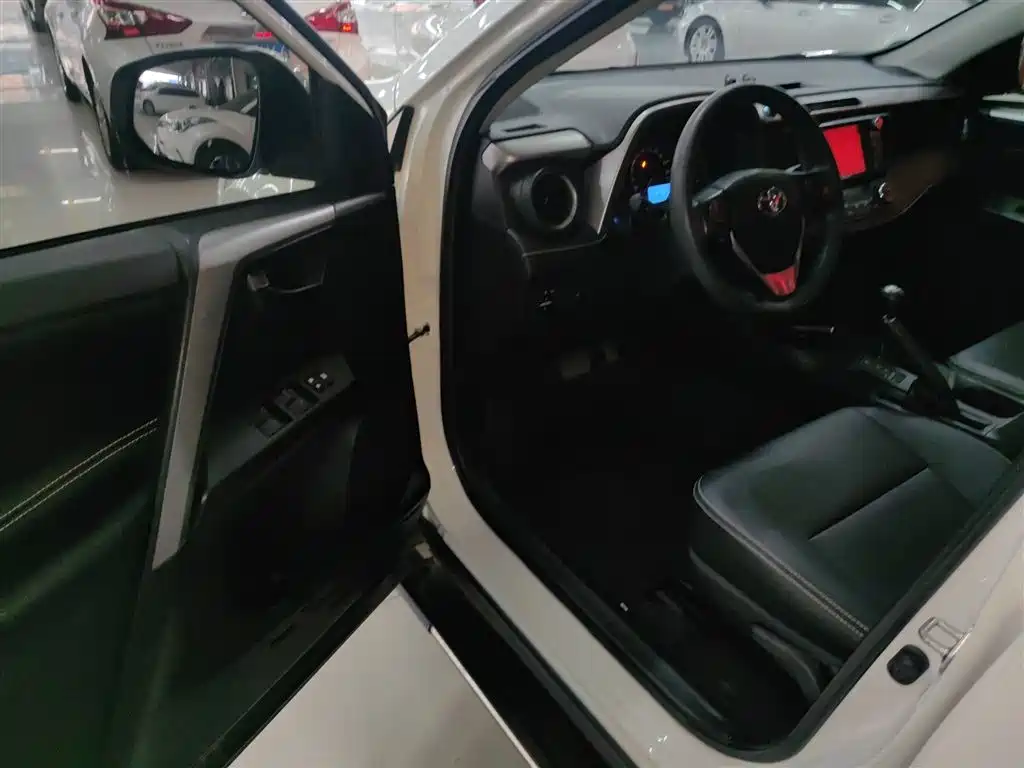 RAV4 Rongfang 2019 2.0L CVT two-wheel drive fashion version National VI купить на сайте DeffCars
