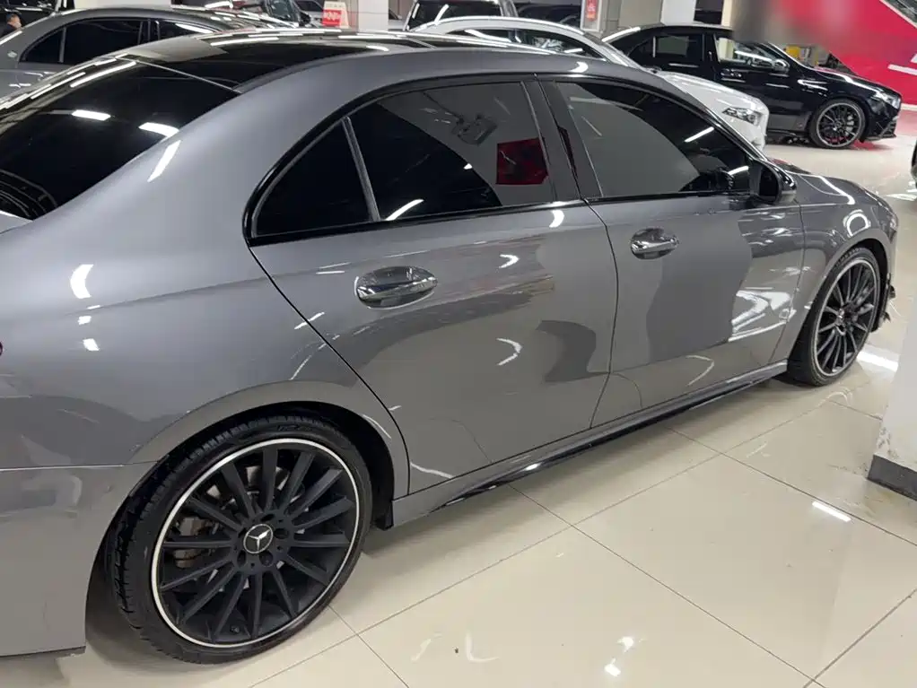 Mercedes-Benz A-Class AMG 2020 AMG A 35 L 4MATIC купить на сайте DeffCars