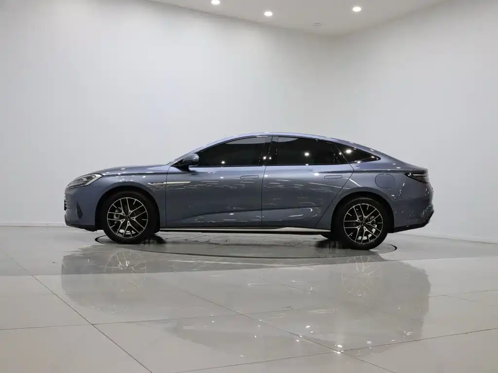Seal 07 DM-i 2025 DM-i 1.5L 125km Elite Type купить на сайте DeffCars