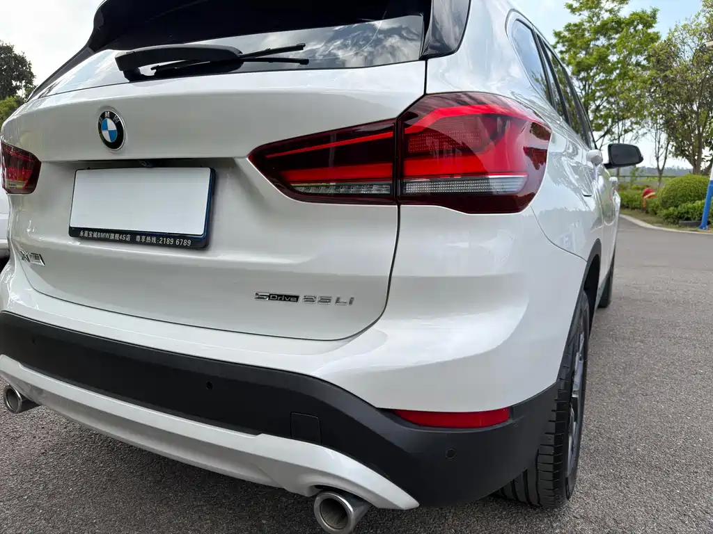BMW X1 2022 sDrive25Li Leading Model купить на сайте DeffCars