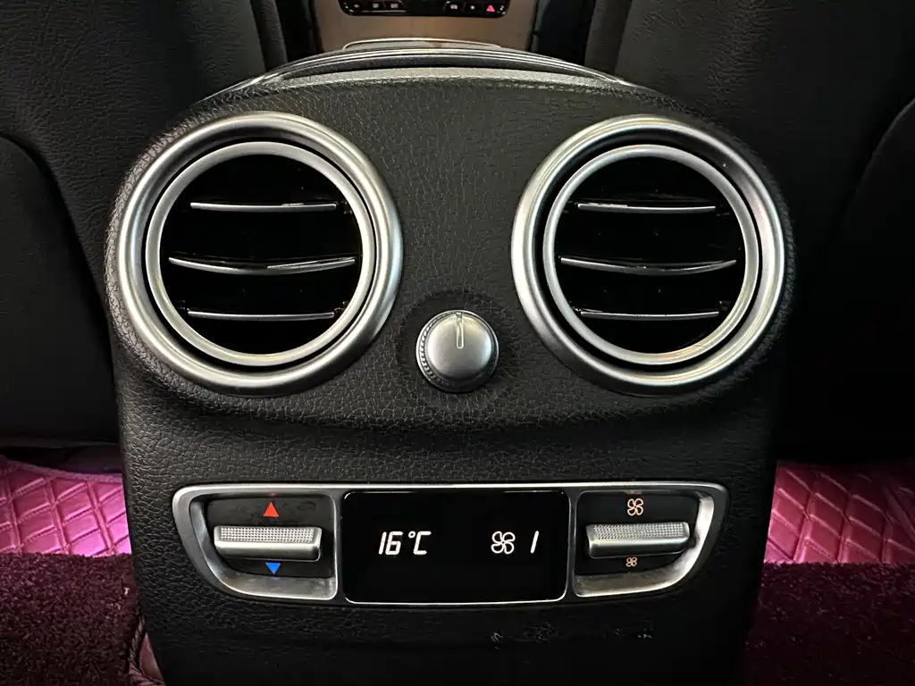 Mercedes-Benz GLC 2022 facelift 2 GLC 260 L 4MATIC luxury model купить на сайте DeffCars