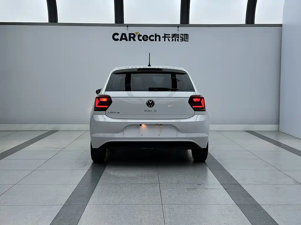 Polo 2021 Plus 1.5L Automatic Colorful Technology Edition купить на сайте DeffCars