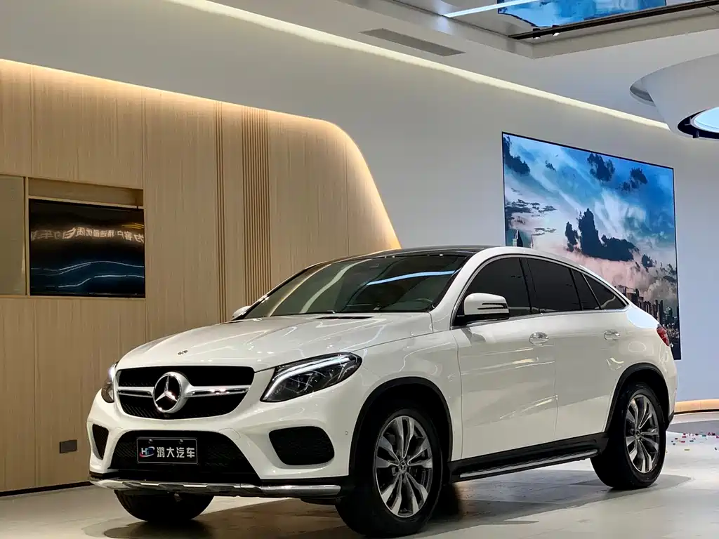 Mercedes-Benz GLE Coupe 2017 GLE 400 4MATIC Coupe SUV купить на сайте DeffCars
