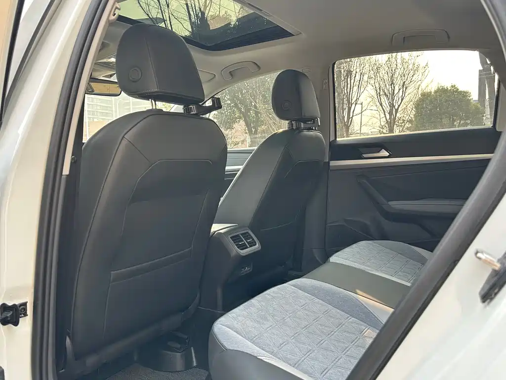 Lavida 2024 1.5L automatic full version купить на сайте DeffCars