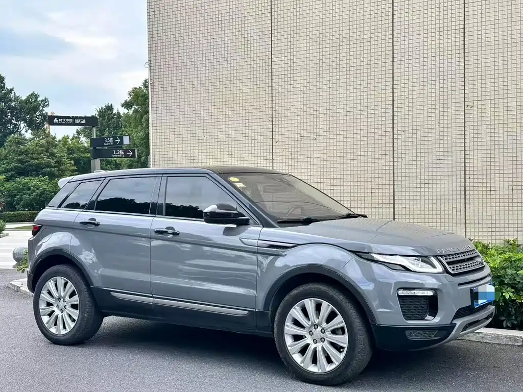 Range Rover Evoque 2018 240PS SE Zhiyao Edition купить на сайте DeffCars