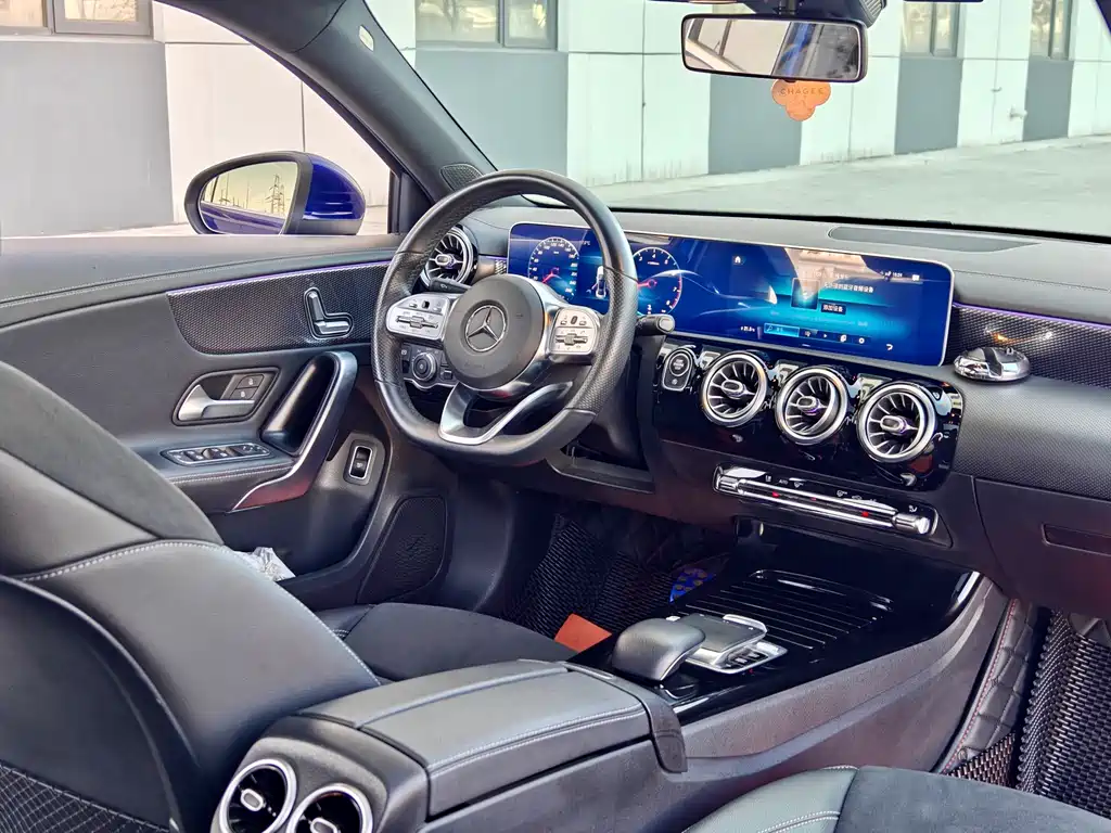Mercedes-Benz A-Class 2020 A 200 L Sports Sedan купить на сайте DeffCars