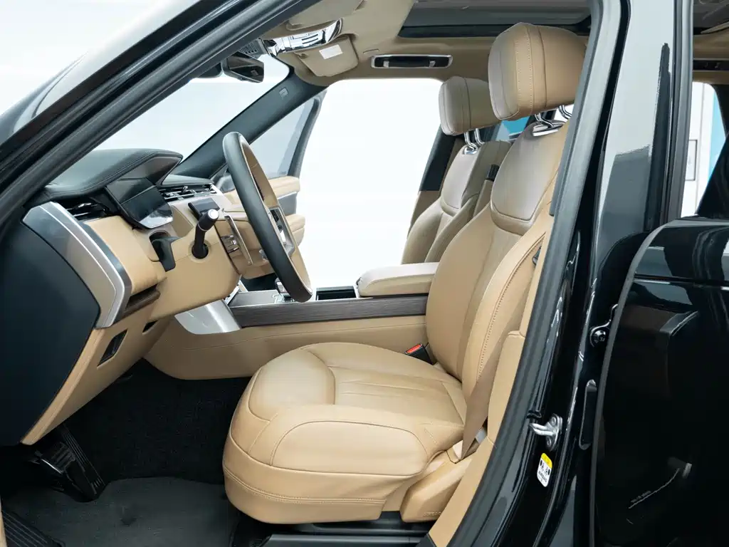 Range Rover 2023 3.0 L6 400PS Genesis Extended Edition купить на сайте DeffCars