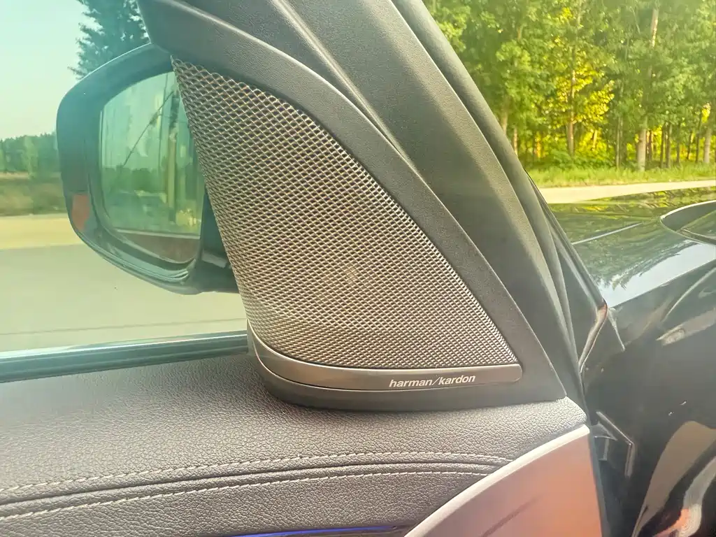 BMW 5 Series 2022 525Li M Sports Package купить на сайте DeffCars