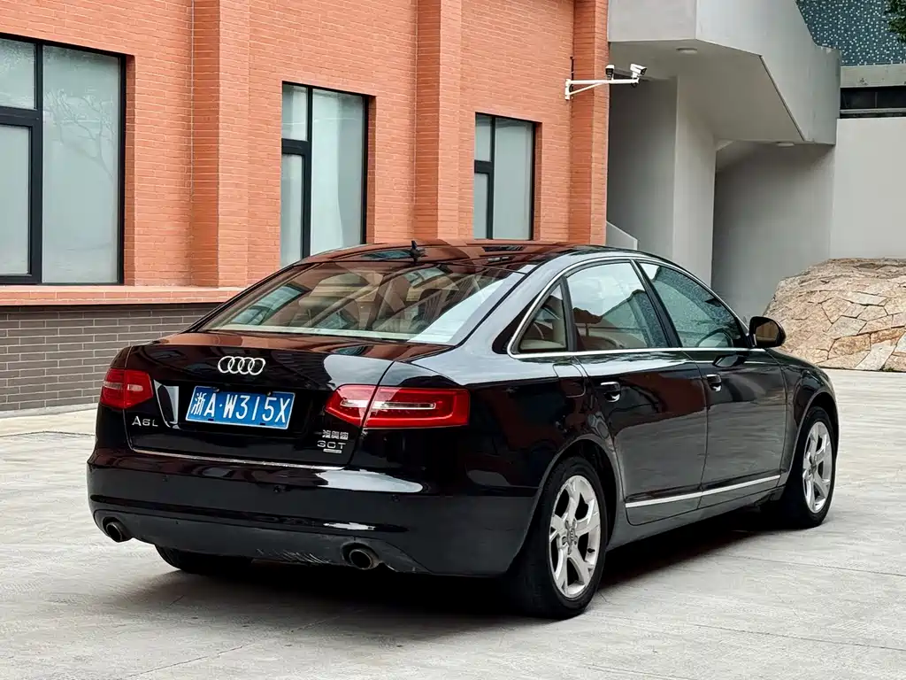 Audi A6L 2011 3.0 TFSI quattro luxury model купить на сайте DeffCars