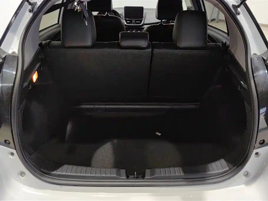 YARiS L Zhixuan 2021 Zhixuan X 1.5L CVT Deluxe Edition купить на сайте DeffCars