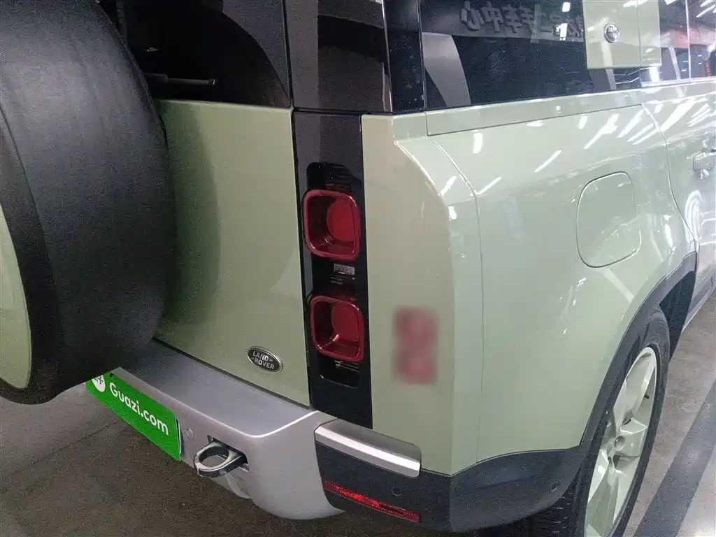 Land Rover Defender 2023 110 3.0T P400 75th Anniversary Legend Edition купить на сайте DeffCars