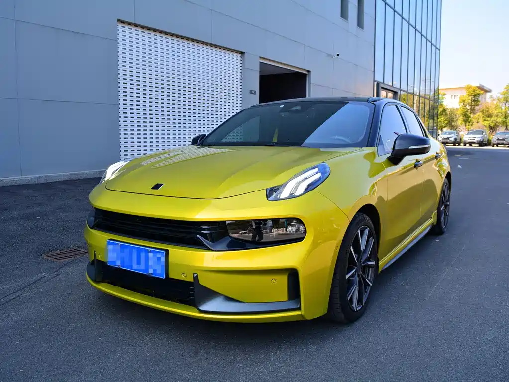 Lynk & Co 03 2019 03+ 2.0TD Automatic Wind Control Edition купить на сайте DeffCars
