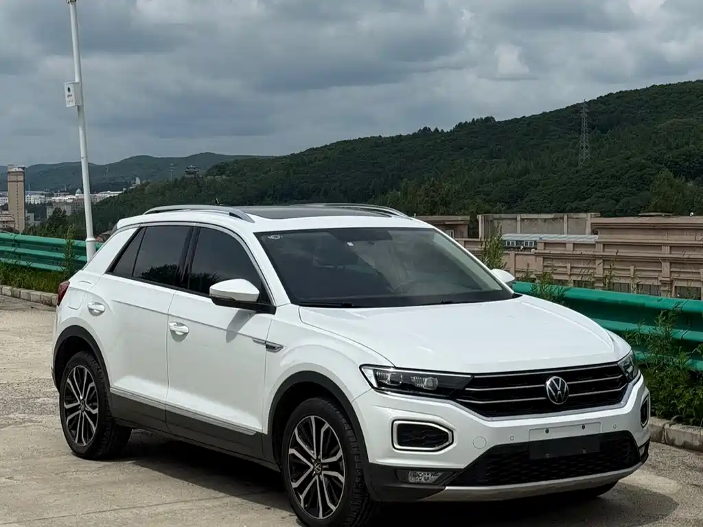T-ROC 2022款 280TSI DSG两驱舒享PLUS купить на сайте DeffCars