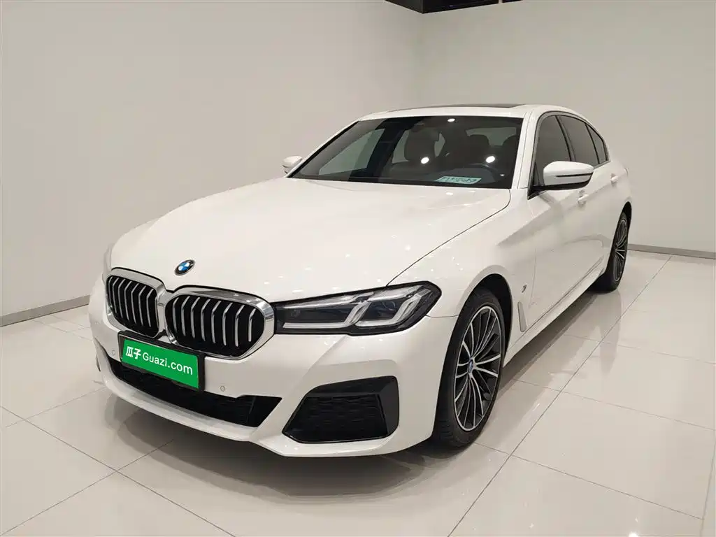 BMW 5 Series 2022 facelift 2 530Li leading M sports package купить на сайте DeffCars