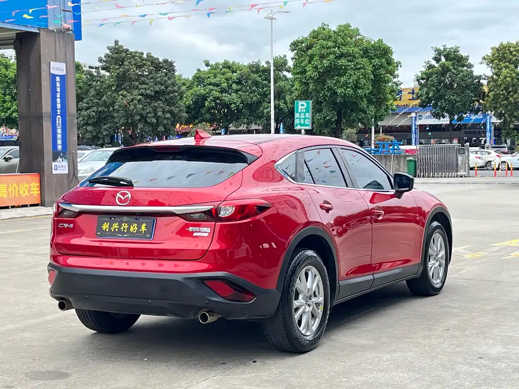 Mazda CX-4 2018 2.0L automatic two-wheel drive Blue Sky Vibrant Edition National V купить на сайте DeffCars