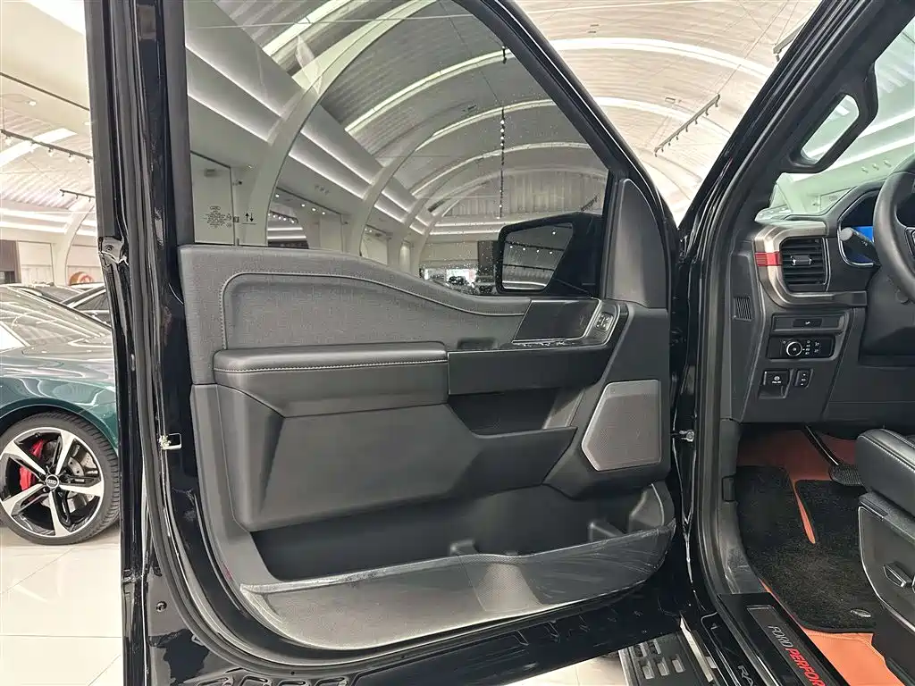 Ford F-150 Raptor 2023 3.5T Raptor купить на сайте DeffCars