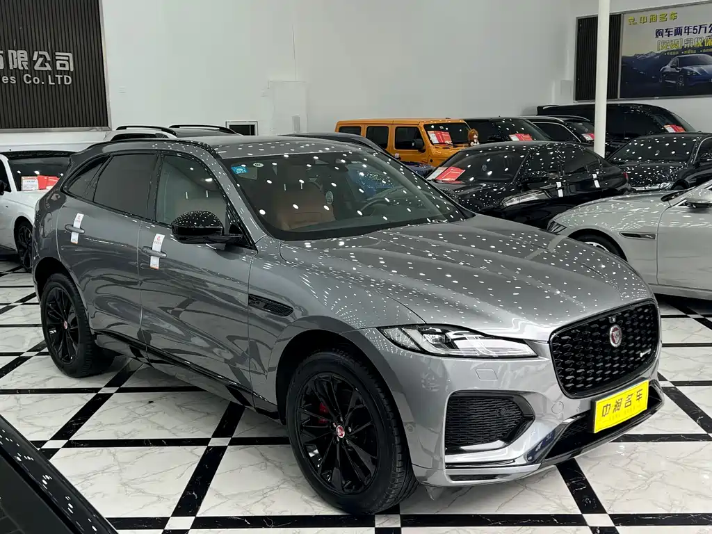 Jaguar F-PACE 2023 P250 R-Dynamic BLACK купить на сайте DeffCars