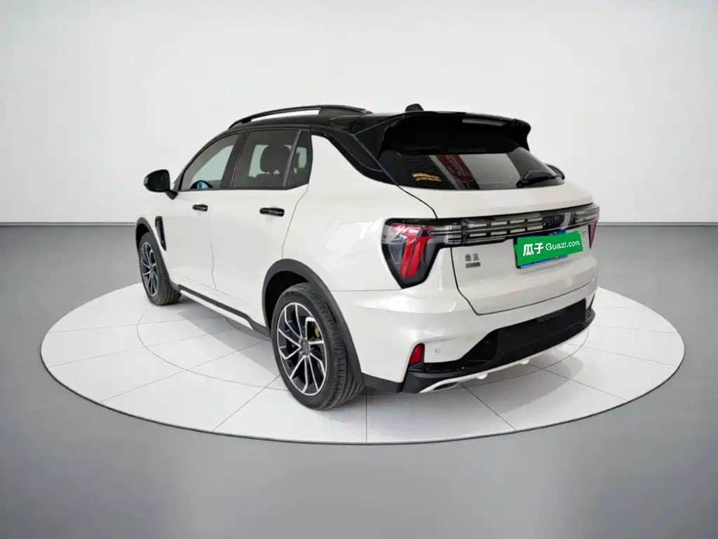 Lynk & Co 01 2023 1.5TD EM-F PM купить на сайте DeffCars
