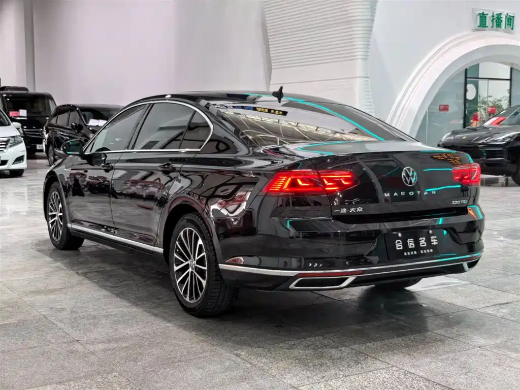 Magotan 2020 330TSI DSG luxury model купить на сайте DeffCars