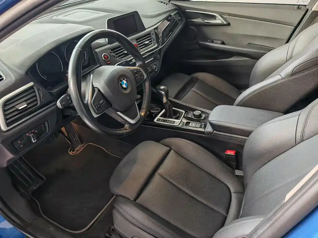BMW 1 Series 2017 118i Sports купить на сайте DeffCars