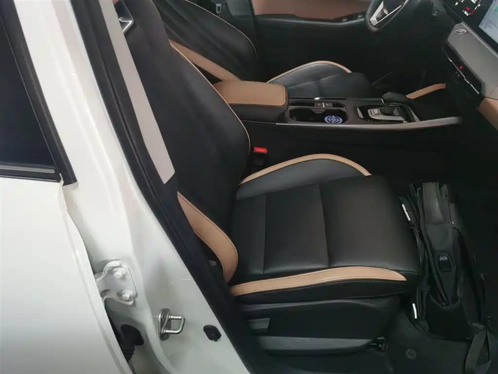 Haoyue PRO 2024 1.5T DCT Zongheng+ купить на сайте DeffCars