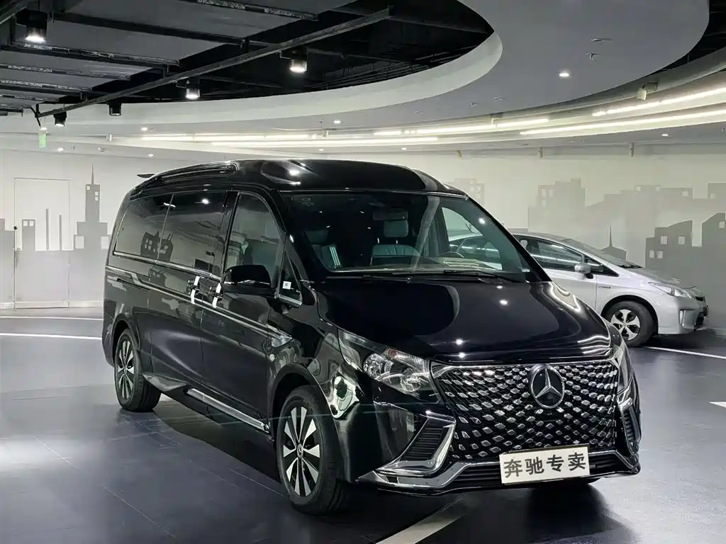 Vito 2023 2.0T Business Edition 7 seats купить на сайте DeffCars