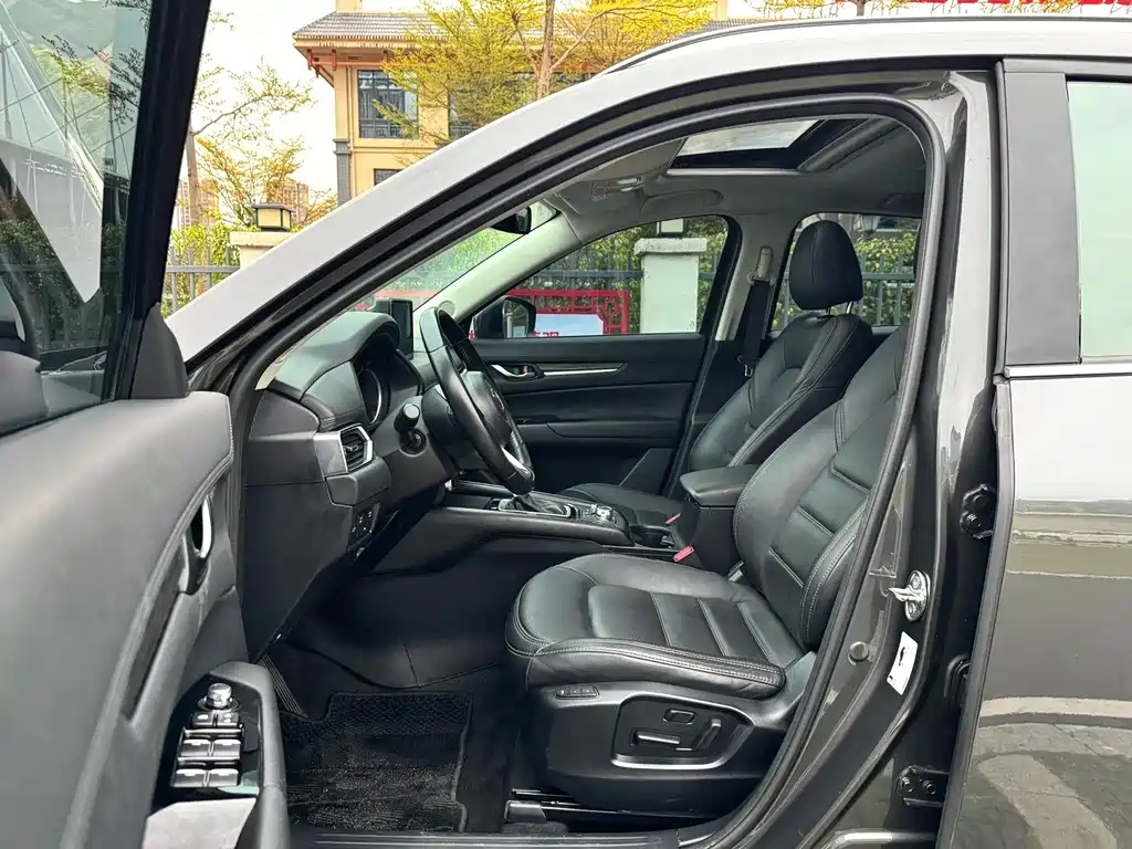 Mazda CX-5 2020 2.0L automatic two-wheel drive smart model купить на сайте DeffCars