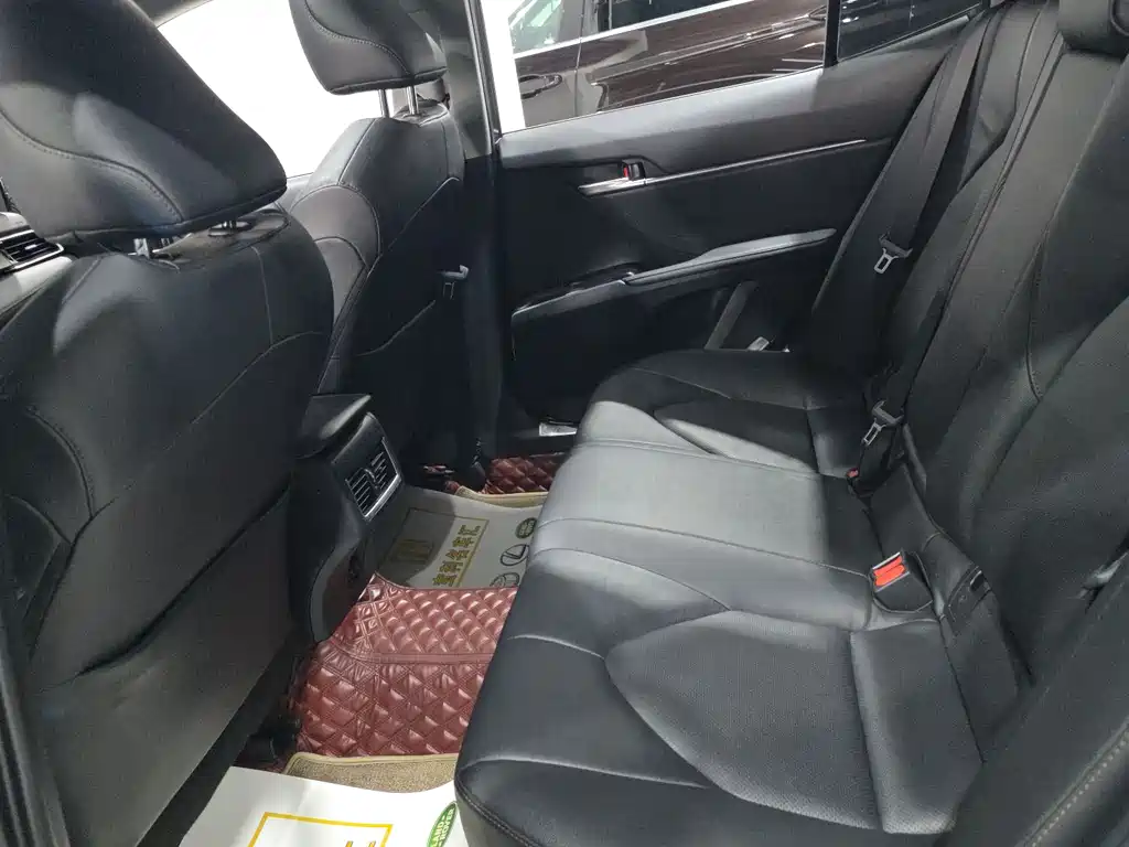 Camry 2021 2.0G Deluxe Edition купить на сайте DeffCars