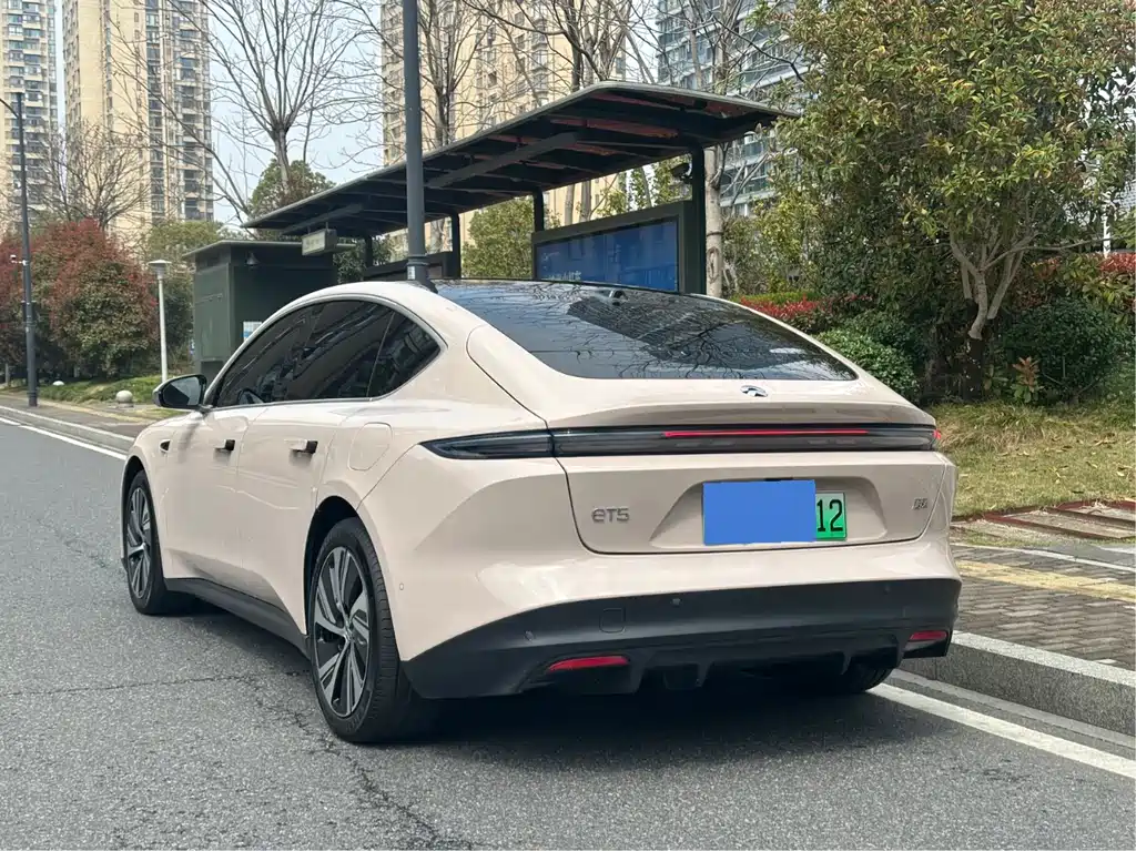 NIO ET5 2024 model 75kWh купить на сайте DeffCars
