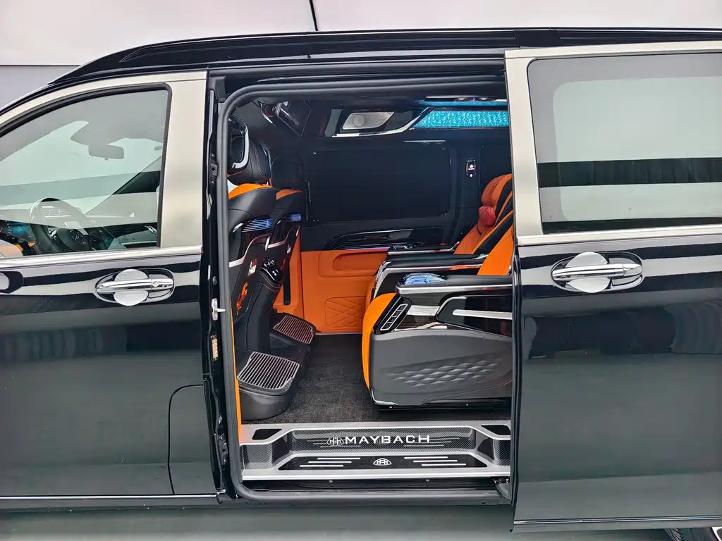 Vito 2024 2.0T Business Edition 7 seats купить на сайте DeffCars