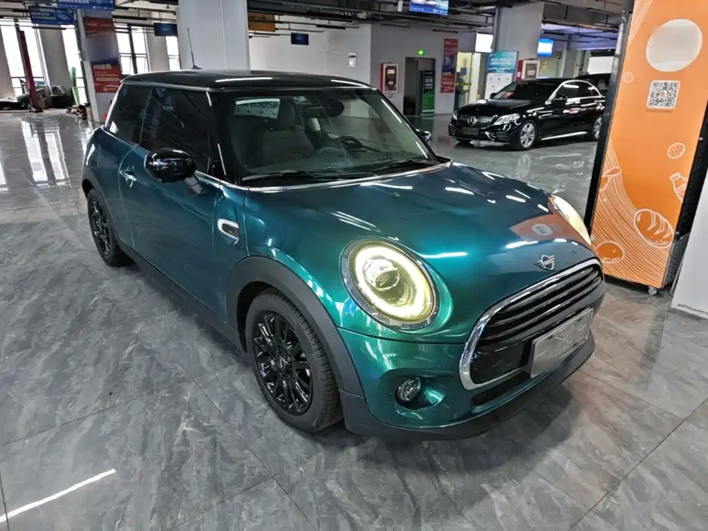 MINI 2019 1.5T COOPER Classic купить на сайте DeffCars