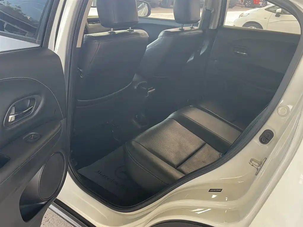 Binzhi 2017 1.5L CVT two-wheel drive comfort model купить на сайте DeffCars