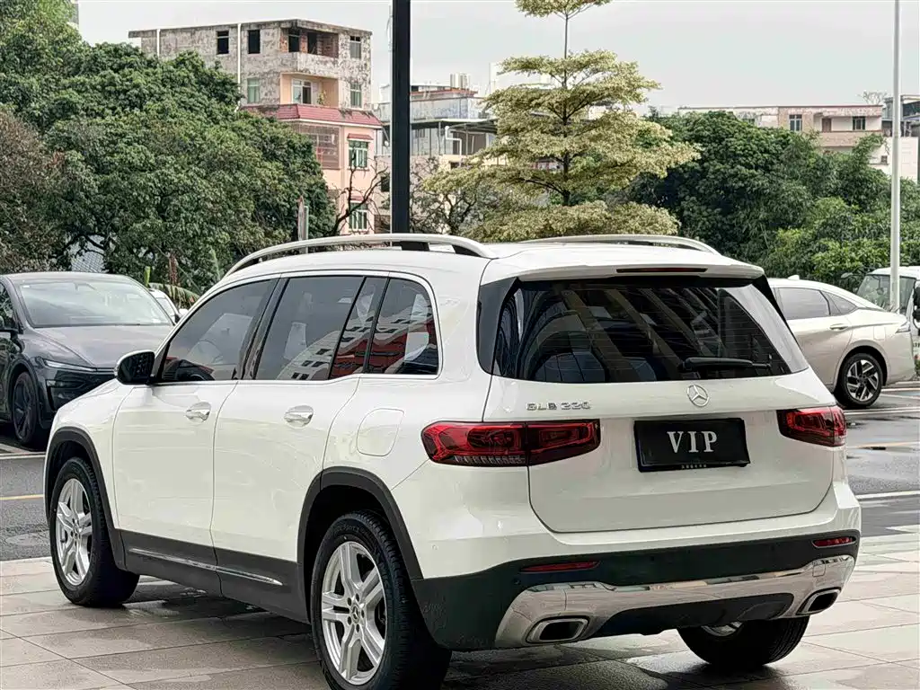 Mercedes-Benz GLB 2023 GLB 220 Dynamic купить на сайте DeffCars
