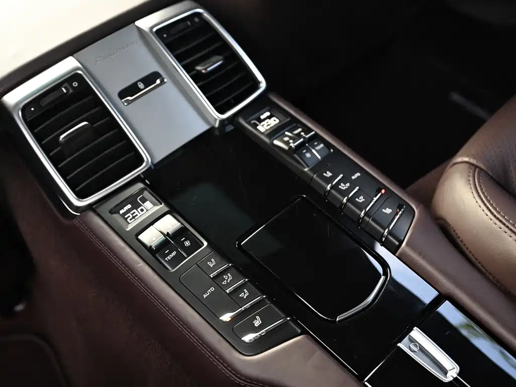 Panamera 2014 Panamera 3.0T купить на сайте DeffCars