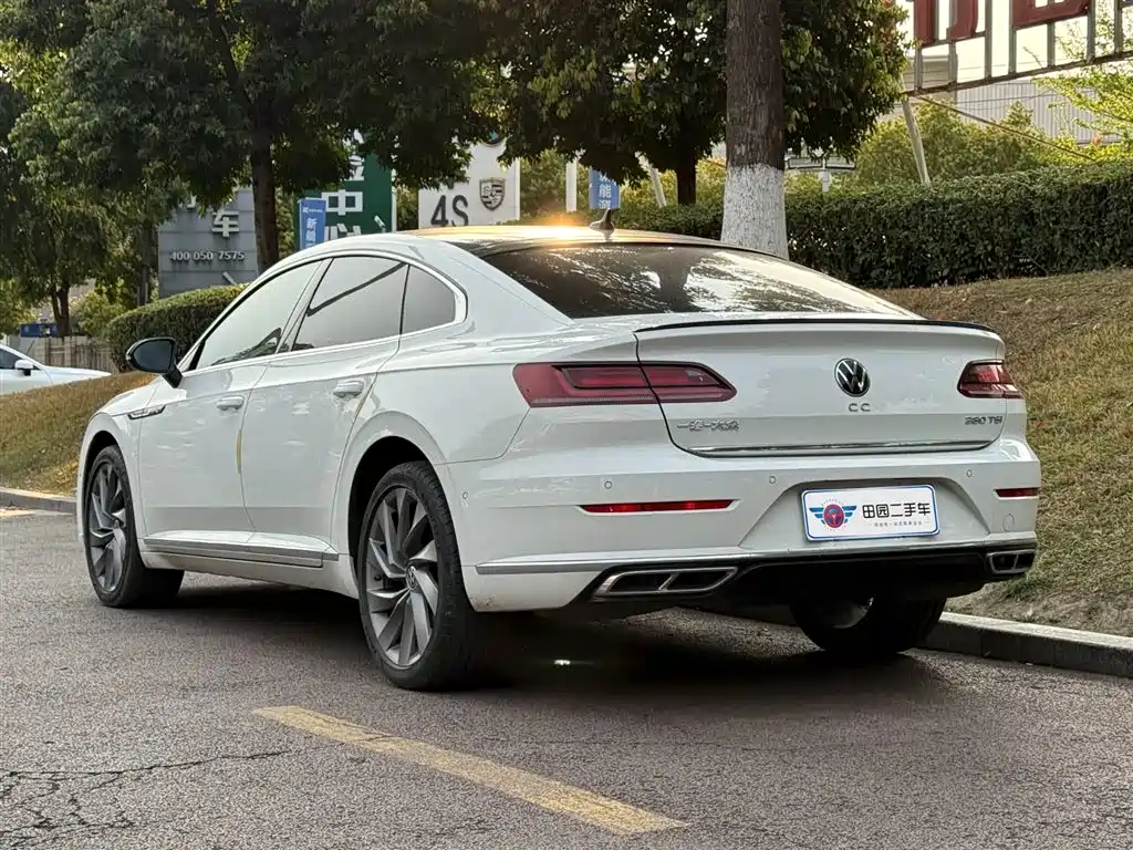 FAW-Volkswagen CC 2021 380TSI eye-catching version купить на сайте DeffCars