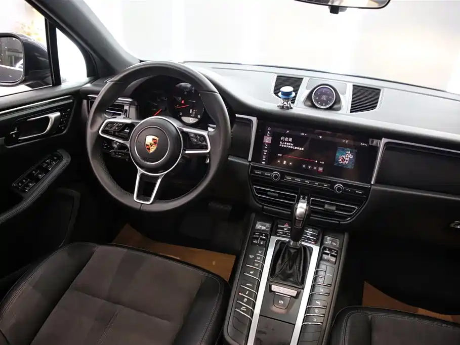 Macan 2018 Macan 2.0T купить на сайте DeffCars