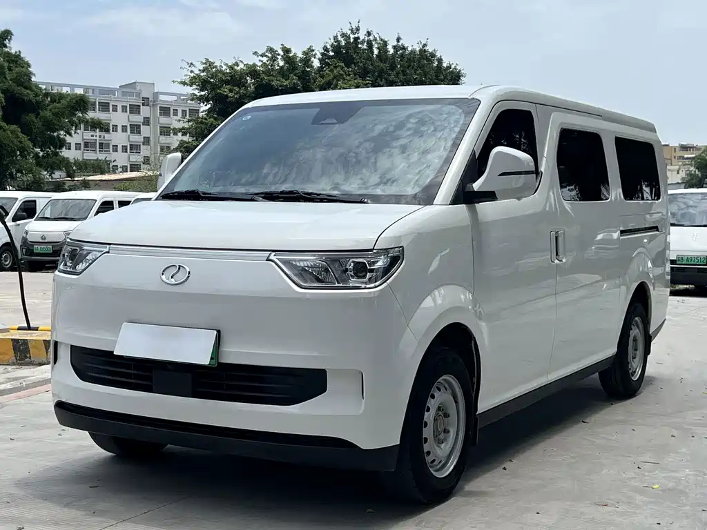 Rich New Energy EC75 2025 Passenger Transport Smart Travel Supercharged Edition Pioneer Type I 52.16kWh купить на сайте DeffCars