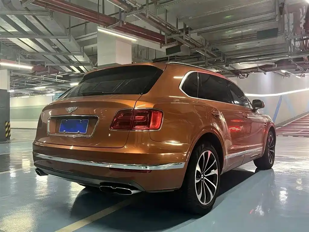 Bentayga 2018 4.0T V8 купить на сайте DeffCars