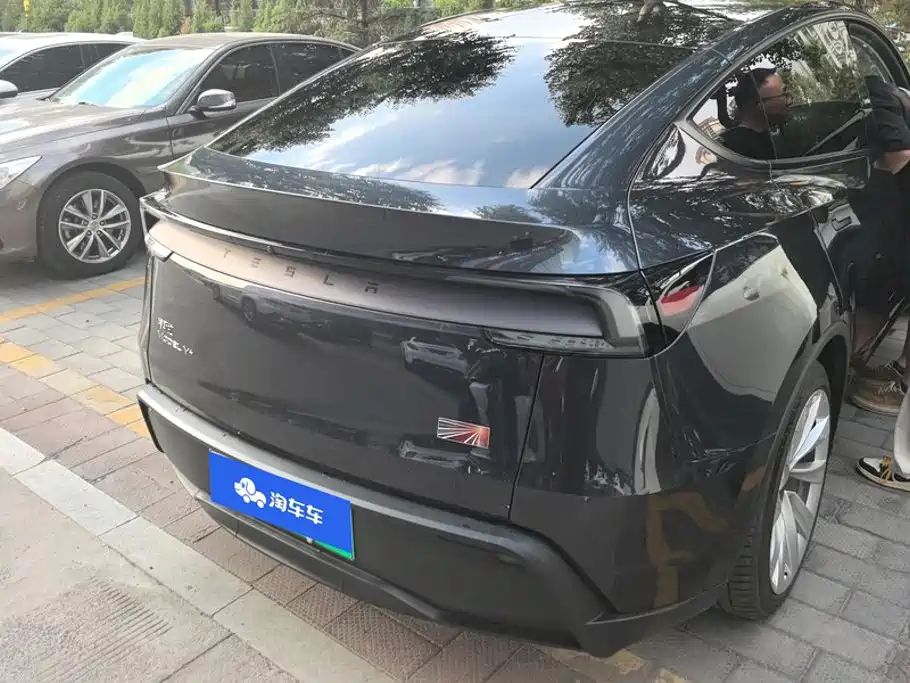 Model Y 2025 facelift, long-range all-wheel drive version купить на сайте DeffCars