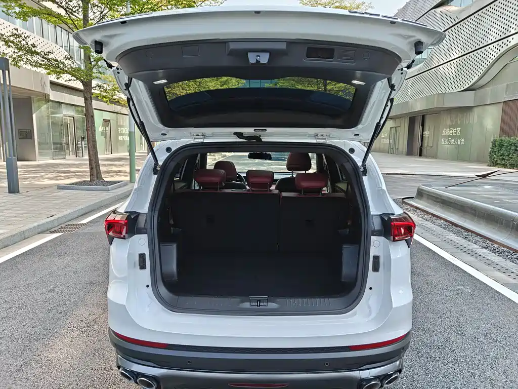 Jietu X70 PLUS 2023 model 1.5T DCT Brave PLUS 5 seats купить на сайте DeffCars