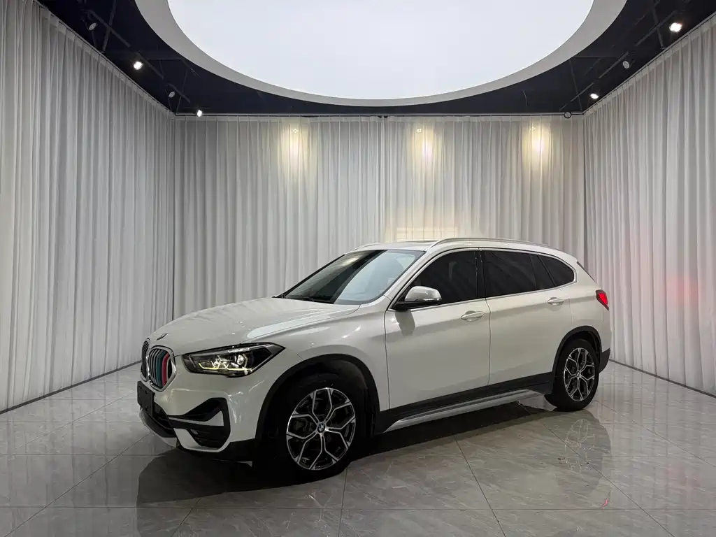BMW X1 2021 sDrive20Li Premium Edition купить на сайте DeffCars