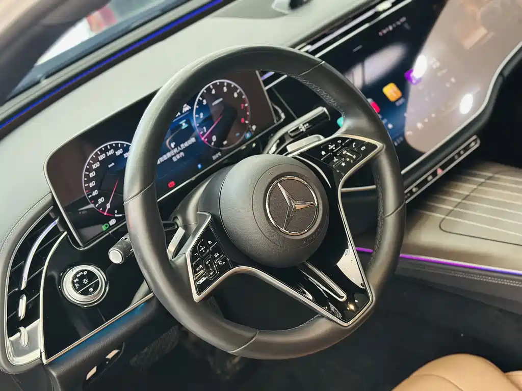 Mercedes-Benz E-Class 2024 E 300 L Luxury Model купить на сайте DeffCars