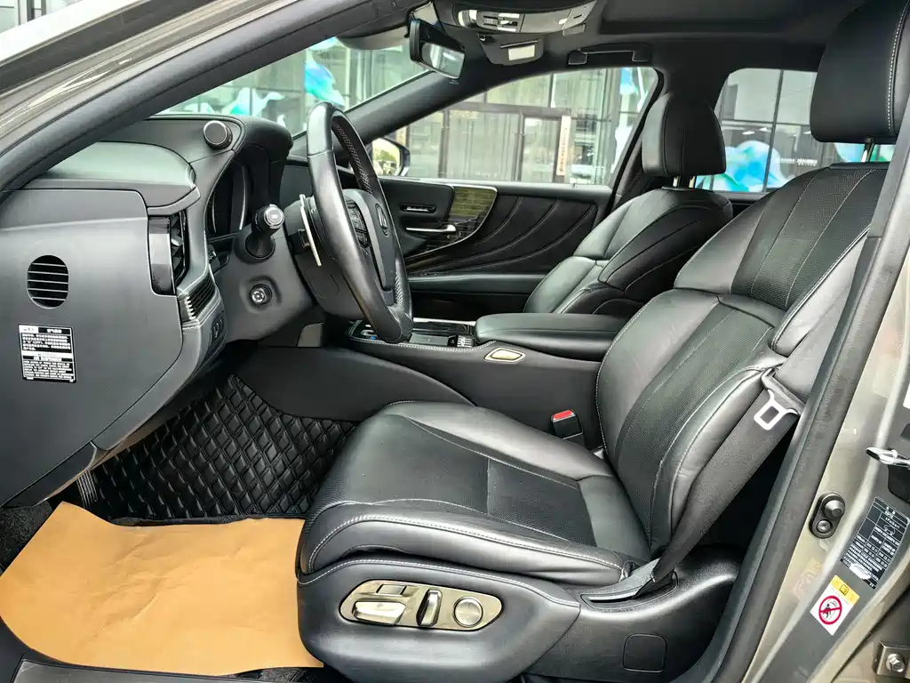 Lexus LS 2018 500h Excellence Edition National V купить на сайте DeffCars