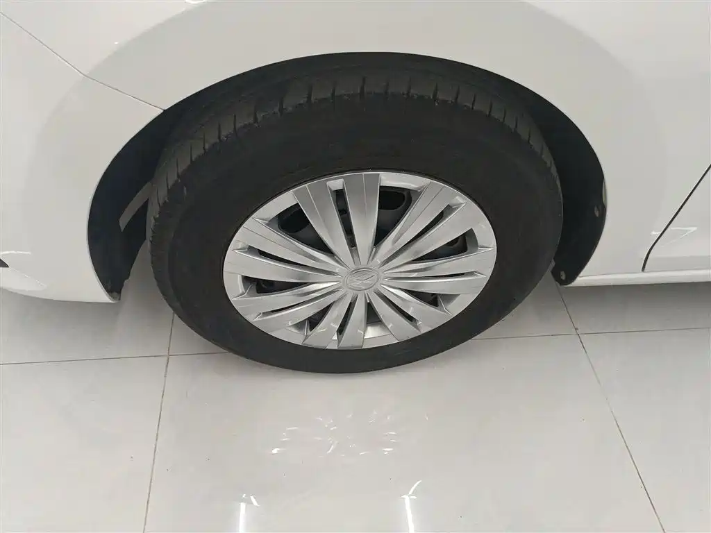 Santana 2021 1.5L Manual Fashion Edition купить на сайте DeffCars