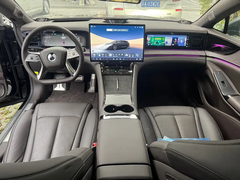 Denza Z9 2024 1100km four-wheel drive Max version купить на сайте DeffCars