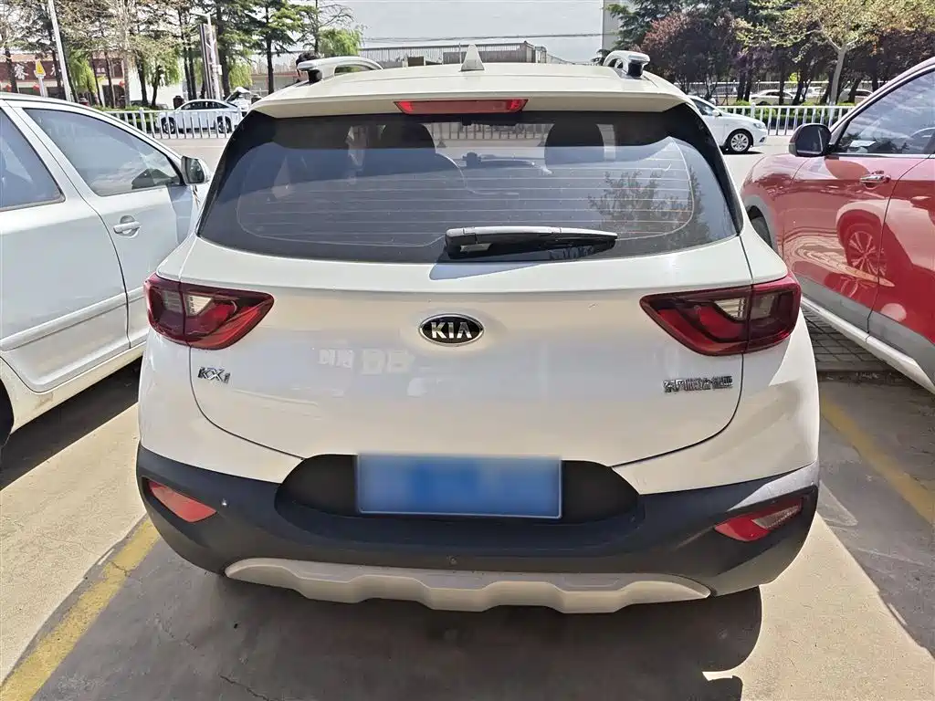 Yipao 2021 1.4L automatic fun version купить на сайте DeffCars