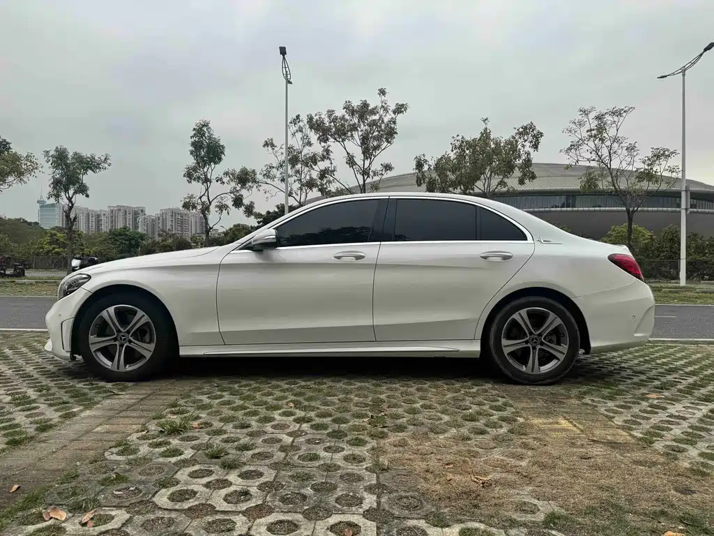 Mercedes-Benz C-Class 2020 C 260 L Sports Edition купить на сайте DeffCars