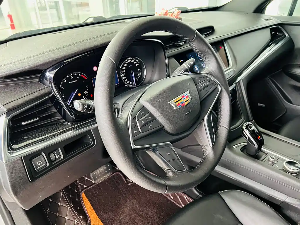 Cadillac XT5 2020 28T luxury model купить на сайте DeffCars
