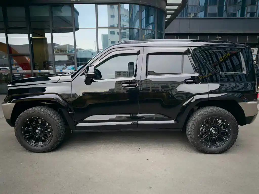 Tank 700 New Energy 2024 Hi4-T Extreme Edition купить на сайте DeffCars