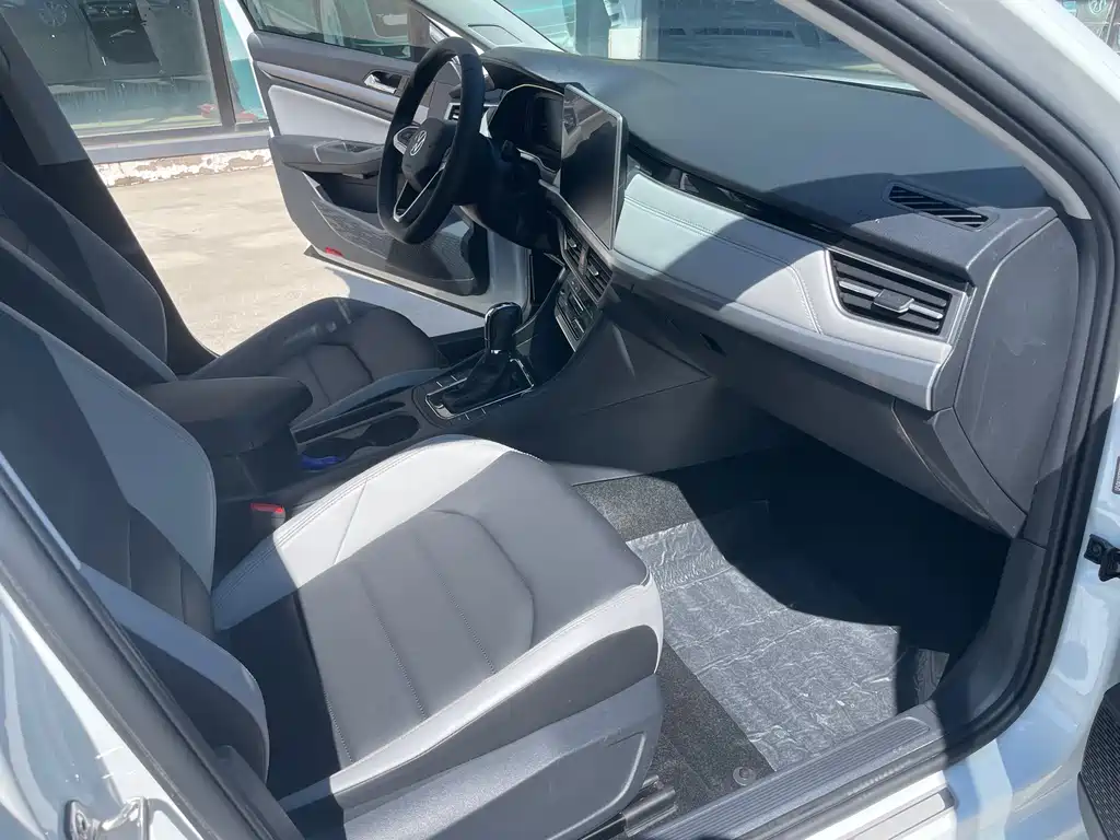 Bora 2023 280TSI DSG Premium Edition купить на сайте DeffCars